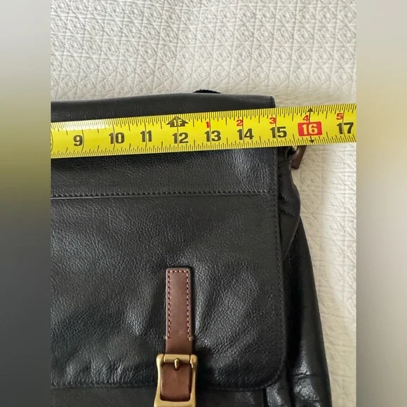 Fossil leather messenger bag laptop bag Soft black leather brown leather trim - Picture 9 of 10